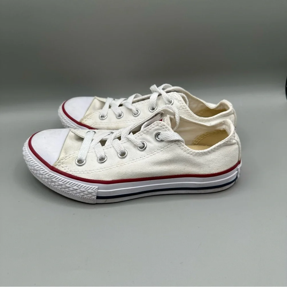 Converse Chuck Taylor All-Star White Low Top Sneakers Youth Size 13 Unisex
